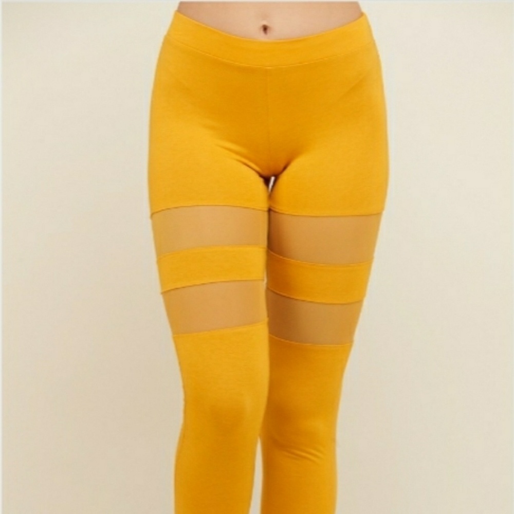 Heart & HIPS Mustard Mesh Leggings